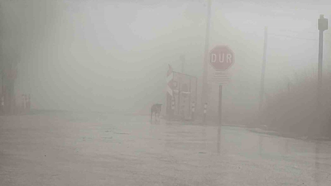 Bolu Dağı'nda sis ve sağanak ulaşımı zorluyor