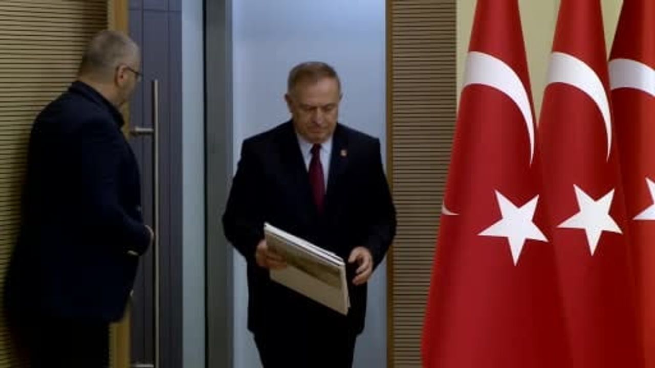 Bozbey’den Antakya Ulu Camii için çağrı: Hatalı karardan dönülsün