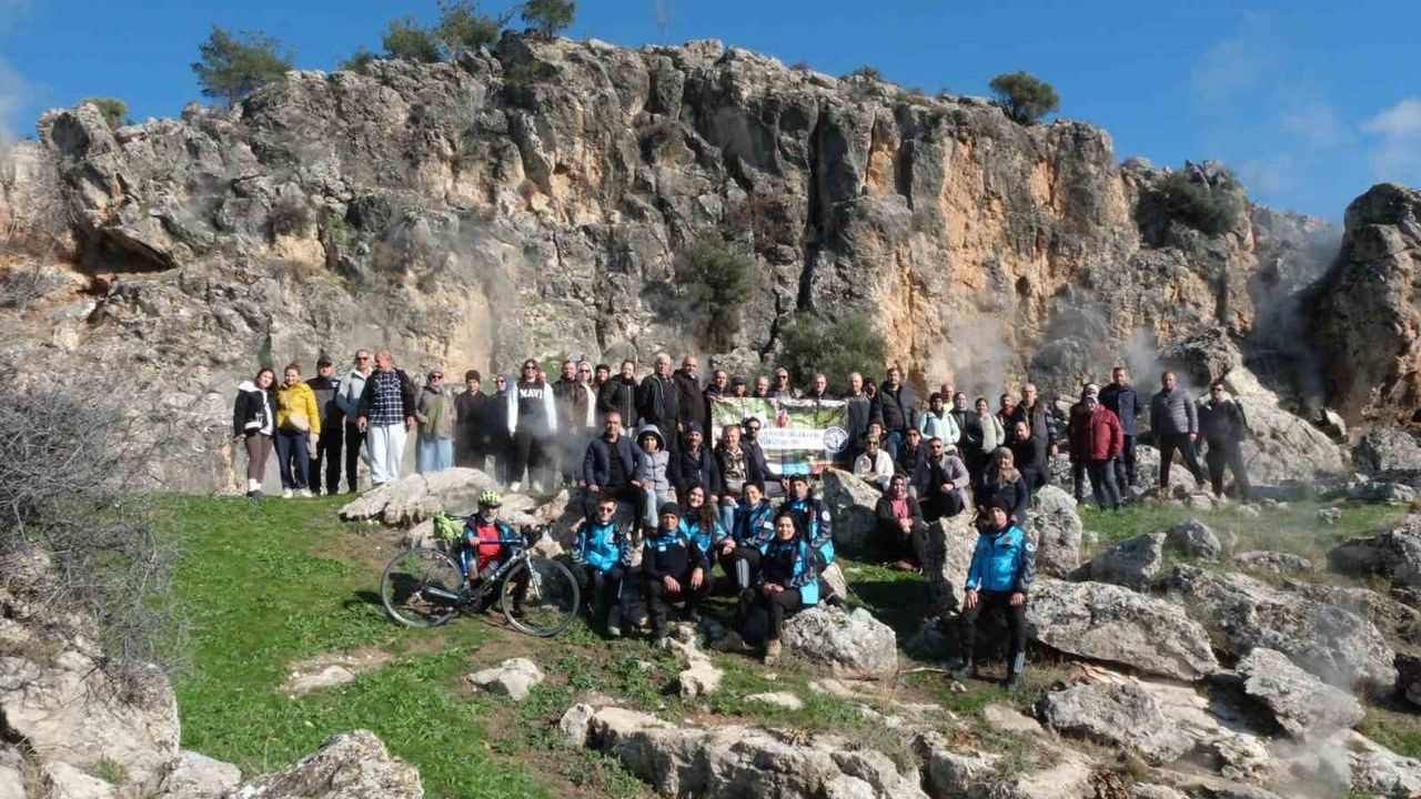 Buharkent’te 28. geleneksel doğa yürüyüşü Karura Harabeleri’nde gerçekleşti
