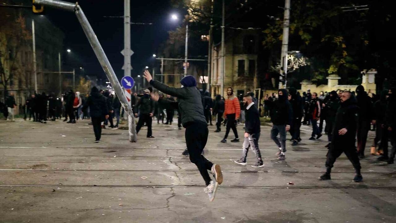 Bulgaristan'da hükümet karşıtı gösterilerde 71 gözaltı