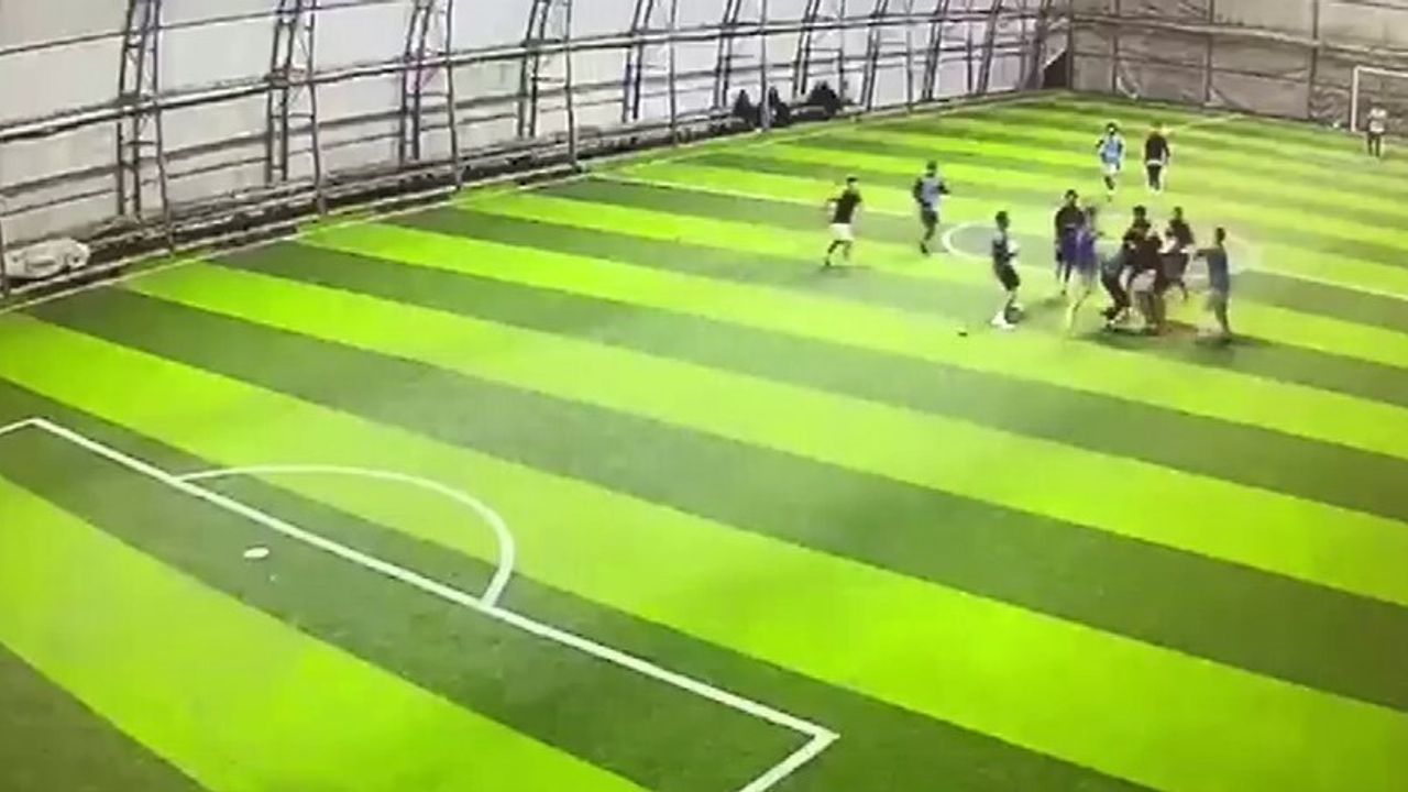 Burdur'da halı saha kavgasında 2 kişi tutuklandı