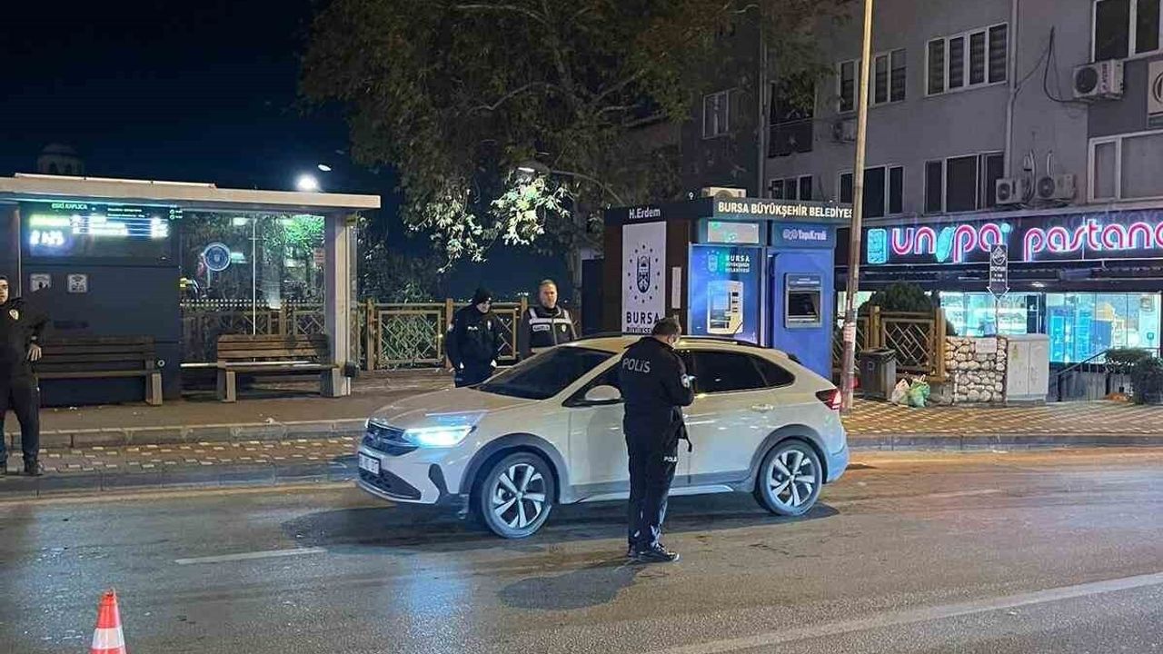 Bursa'da geniş asayiş uygulaması: Arananlar yakalandı, uyuşturucu ele geçirildi