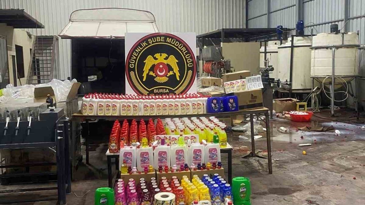 Bursa'da sahte temizlik ürünü imalatına baskın: 6 gözaltı