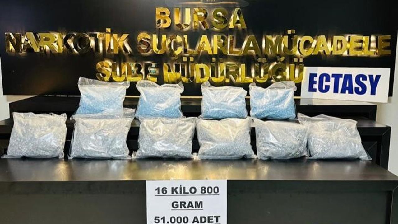 Bursa'da uyuşturucu operasyonu: 51 bin extacy ele geçirildi
