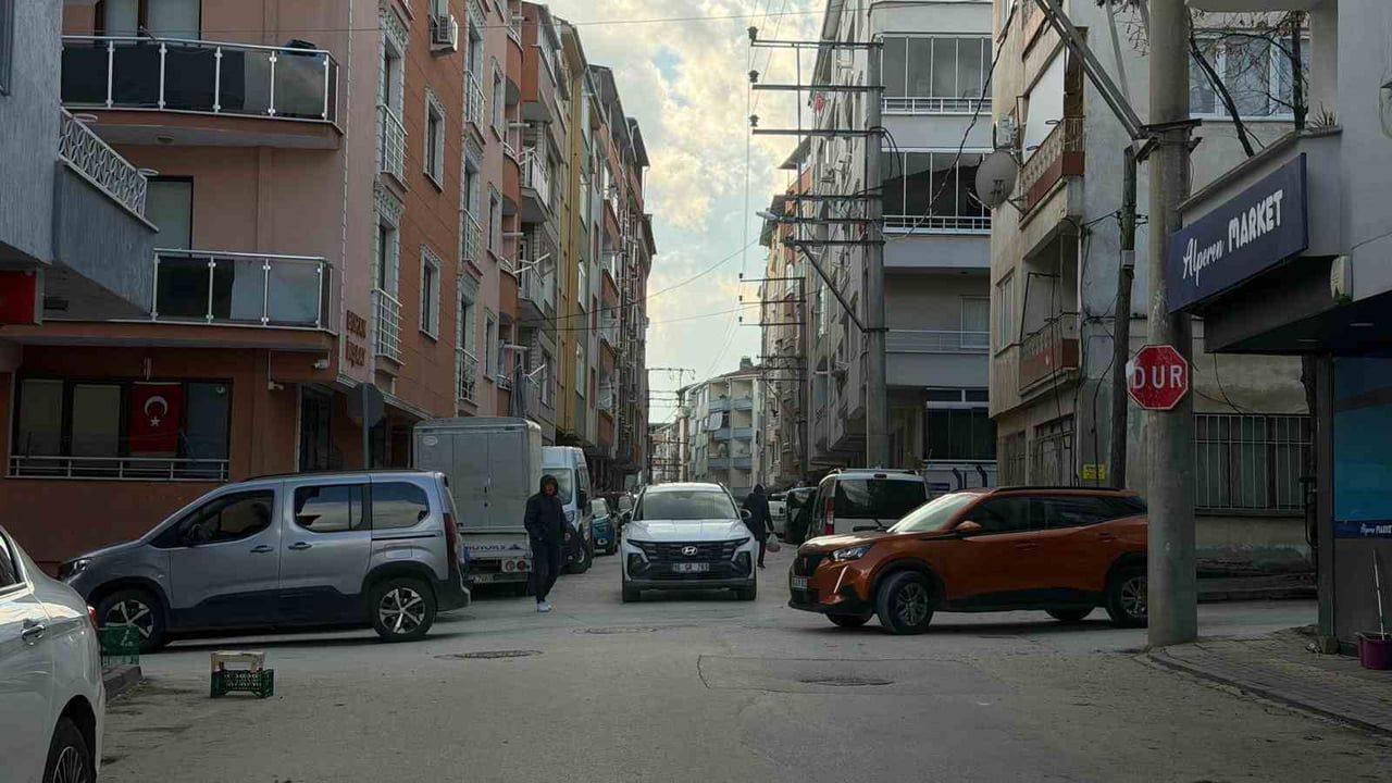 Bursa Orhangazi'de DEAŞ operasyonu: 8 gözaltı