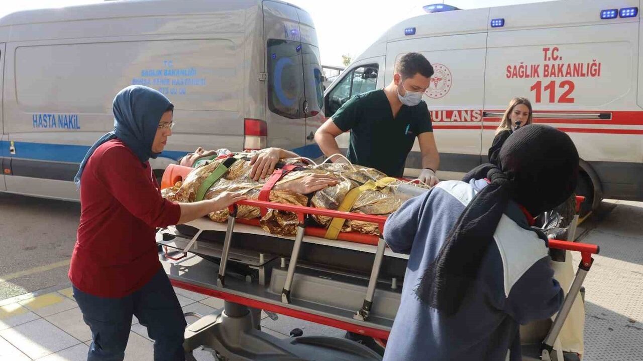 Bursa Şehir Hastanesi'nde gerçeğini aratmayan deprem ve yangın tatbikatı