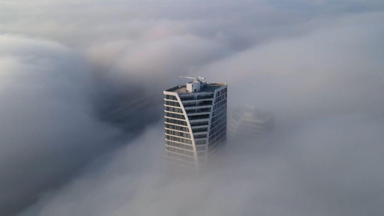 Bursa’yı Saran Sis: Mudanya Yolu Binaları Bulutların Üzerinde