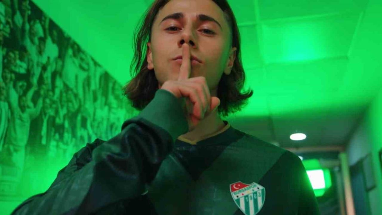 Bursaspor 4. İmzayı Attı: Eyüp Akcan Resmen Transfer Edildi