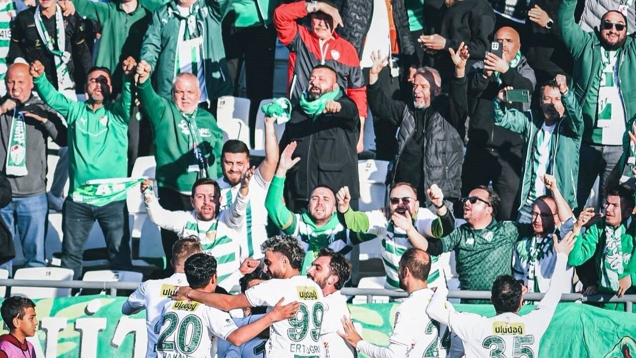 Bursaspor liderliğe yükseldi: Somaspor 0 - Bursaspor 3