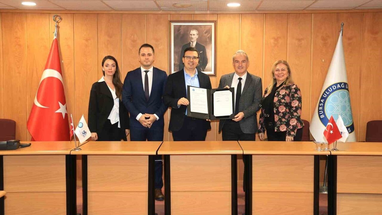 BUÜ ve Nilüfer Belediyesi arasında 'At Destekli Sosyal Sorumluluk Projeleri' protokolü