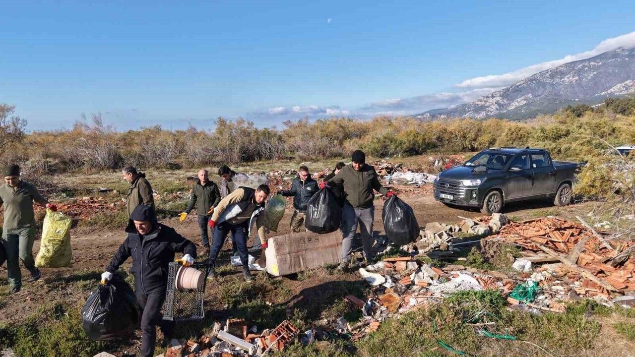 Büyük Menderes Deltası'nda çevre temizliği seferberliği