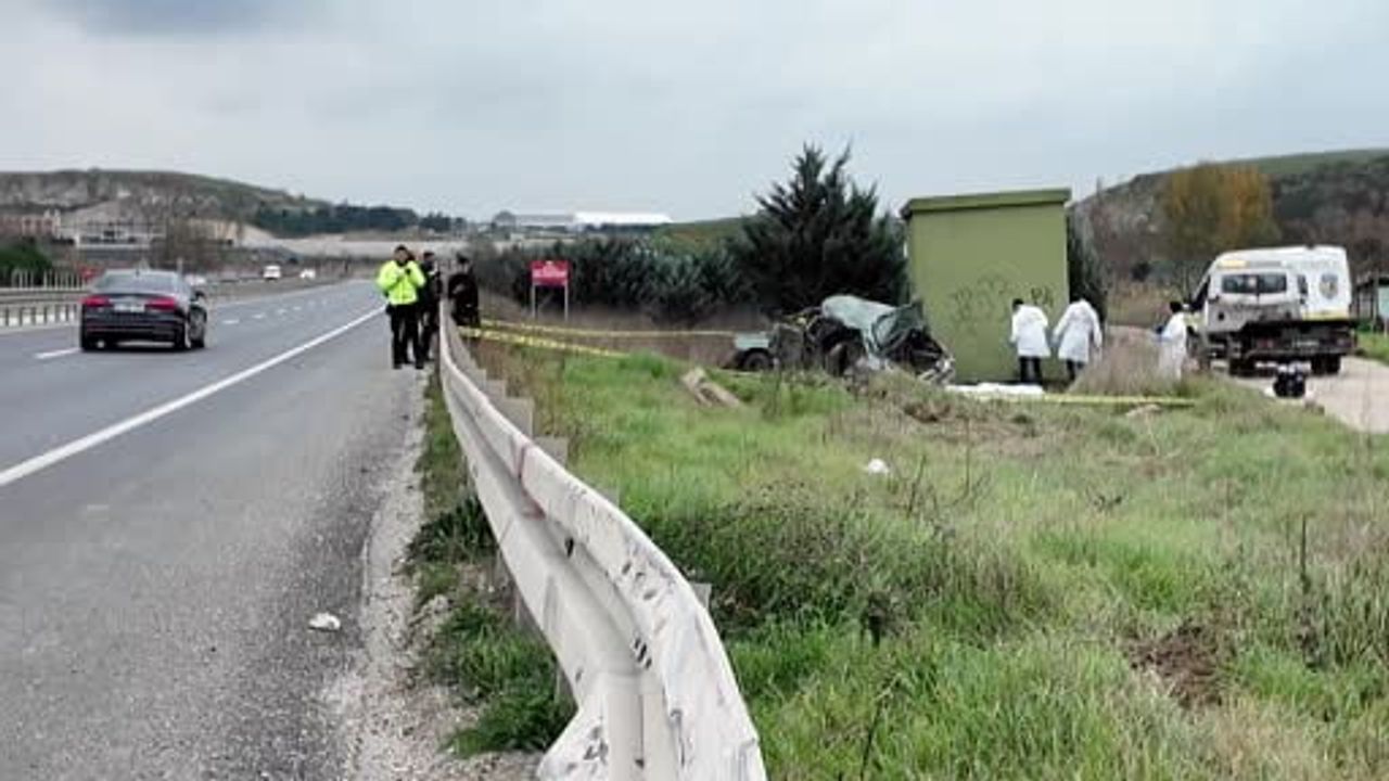 Büyükçekmece'de gece kaza: 2 kişi hayatını kaybetti
