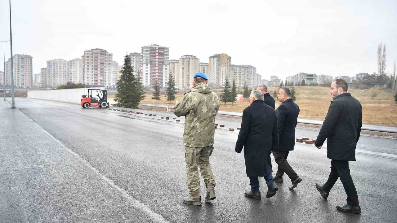 Büyükkılıç Kartal Kavşağı'na Alternatif 11 milyon TL'lik Yeni Yolu İnceledi