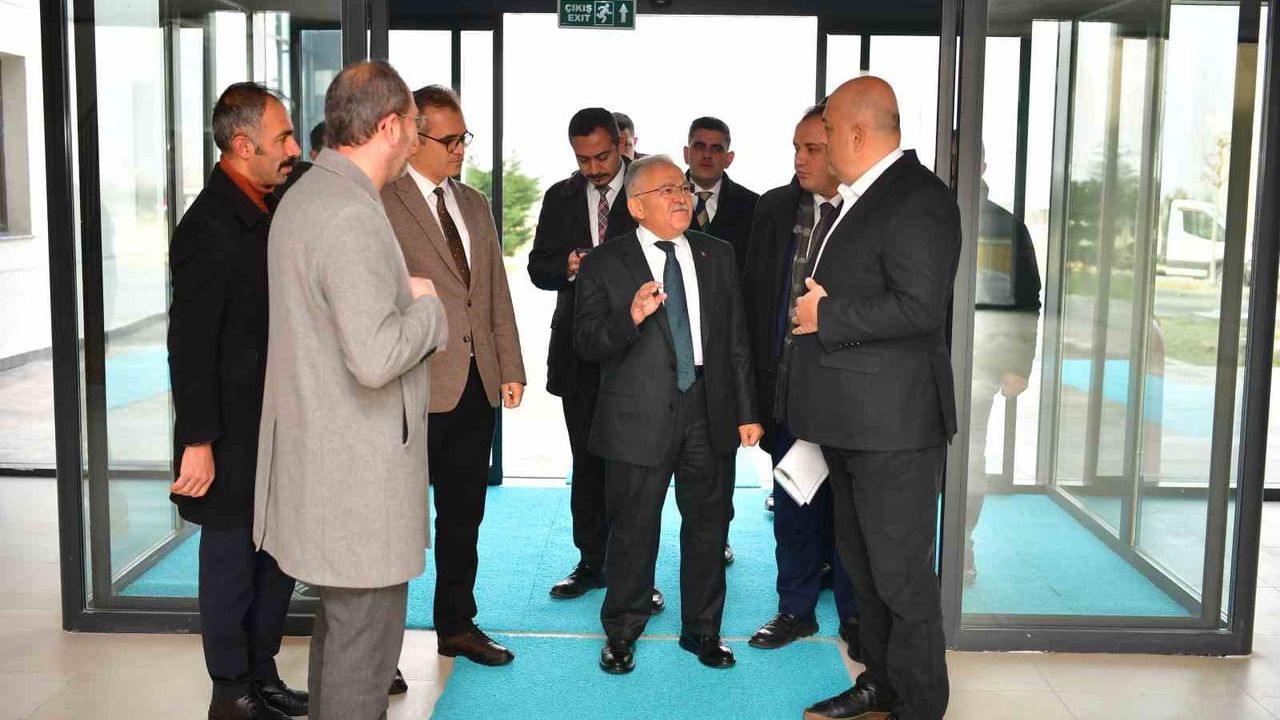 Büyükkılıç, Saffet Arslan Palyatif Bakım Merkezi’ni Yerinde İnceledi