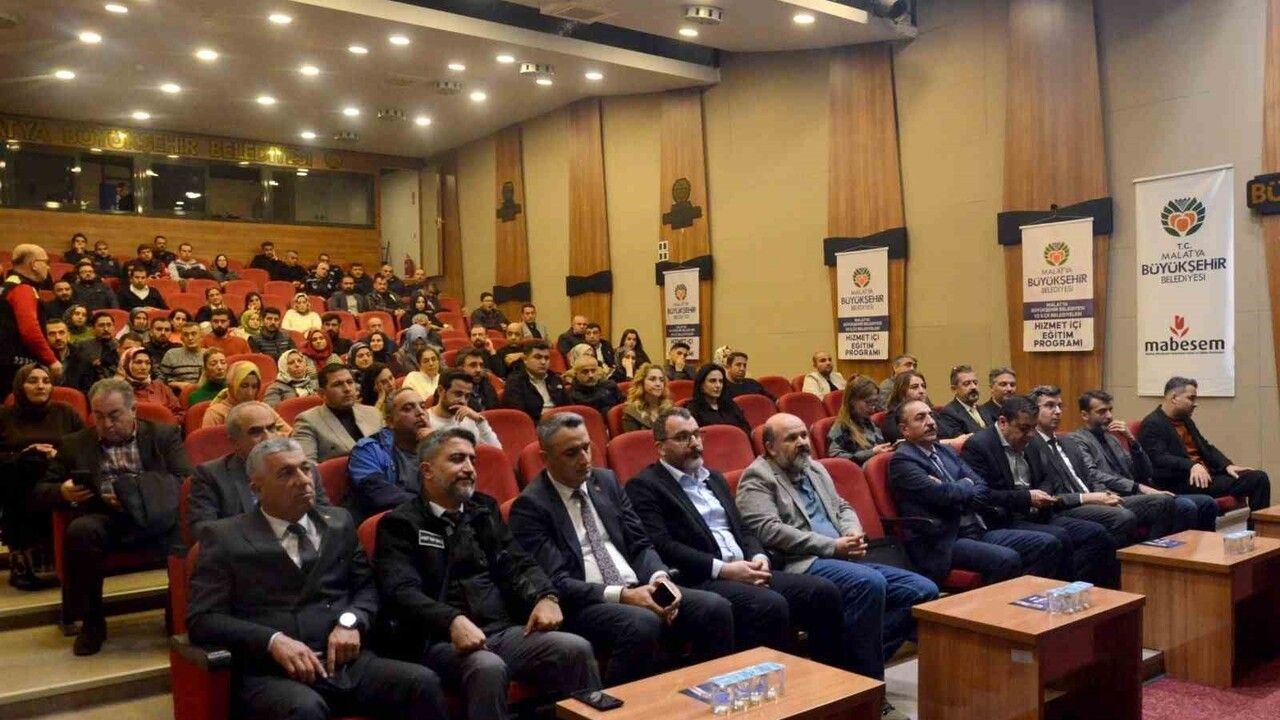 Büyükşehir personellerine "Kurum Kültürü ve Kurumsallaşma" eğitimi