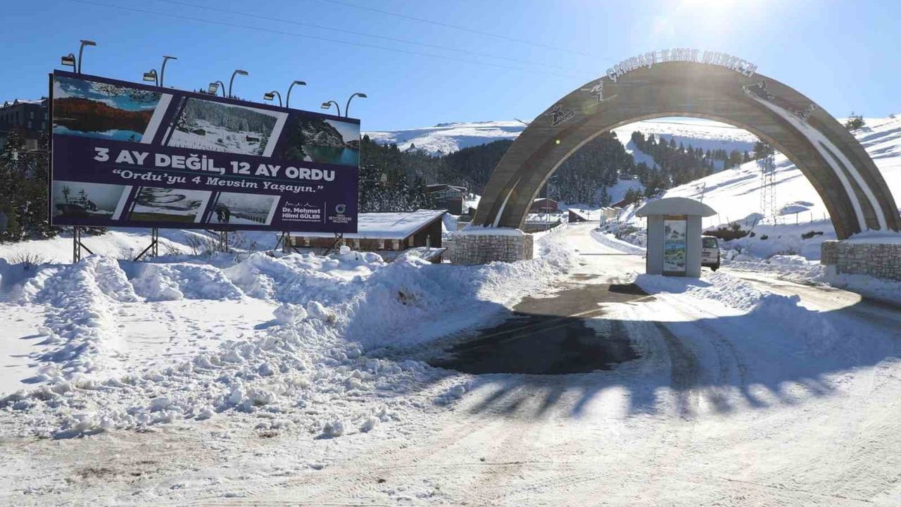 Çambaşı'nda yapay karlama ile kayak sezonu uzatılıyor