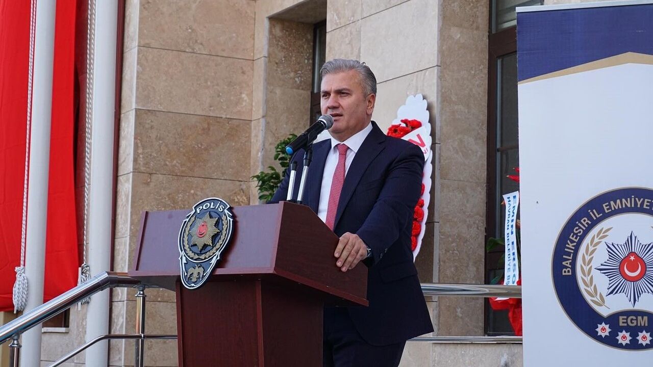 Canbey’in adını kullanan dolandırıcılara tutuklama