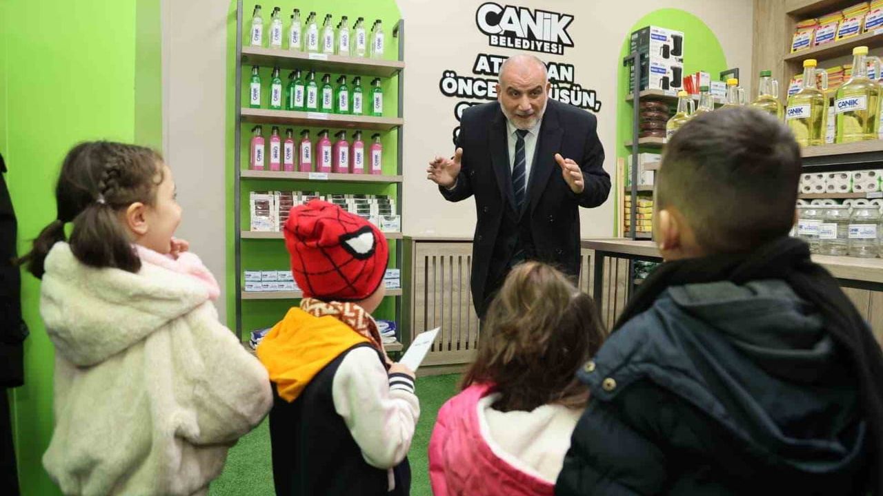 Canik Sıfır Atık Marketi: Aile Bütçesine Destek, Gençlere Çevre Bilinci