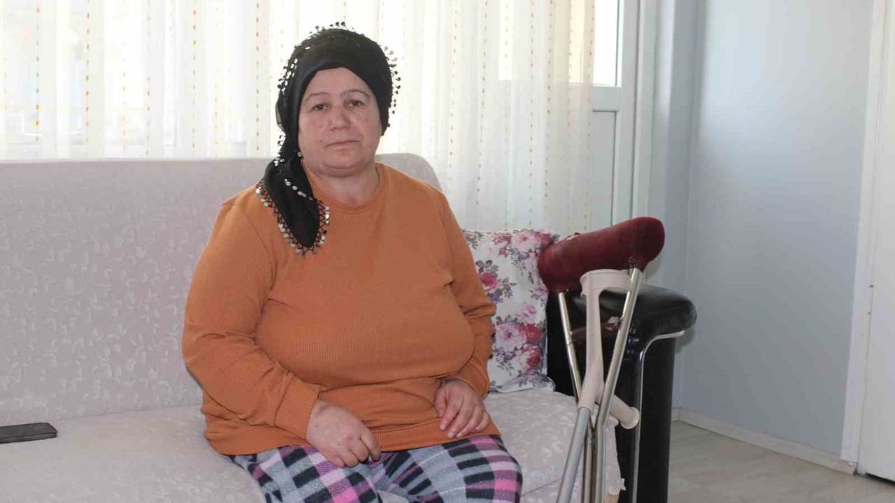 Canik'te tek bacağıyla yaşayan Sevim Uzun kira ve akülü araç desteği bekliyor
