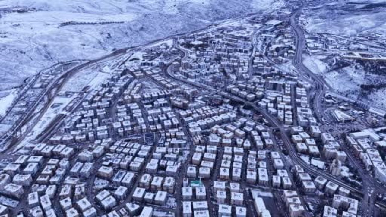 Çankırı beyaza büründü: Havadan kartpostallık görüntüler