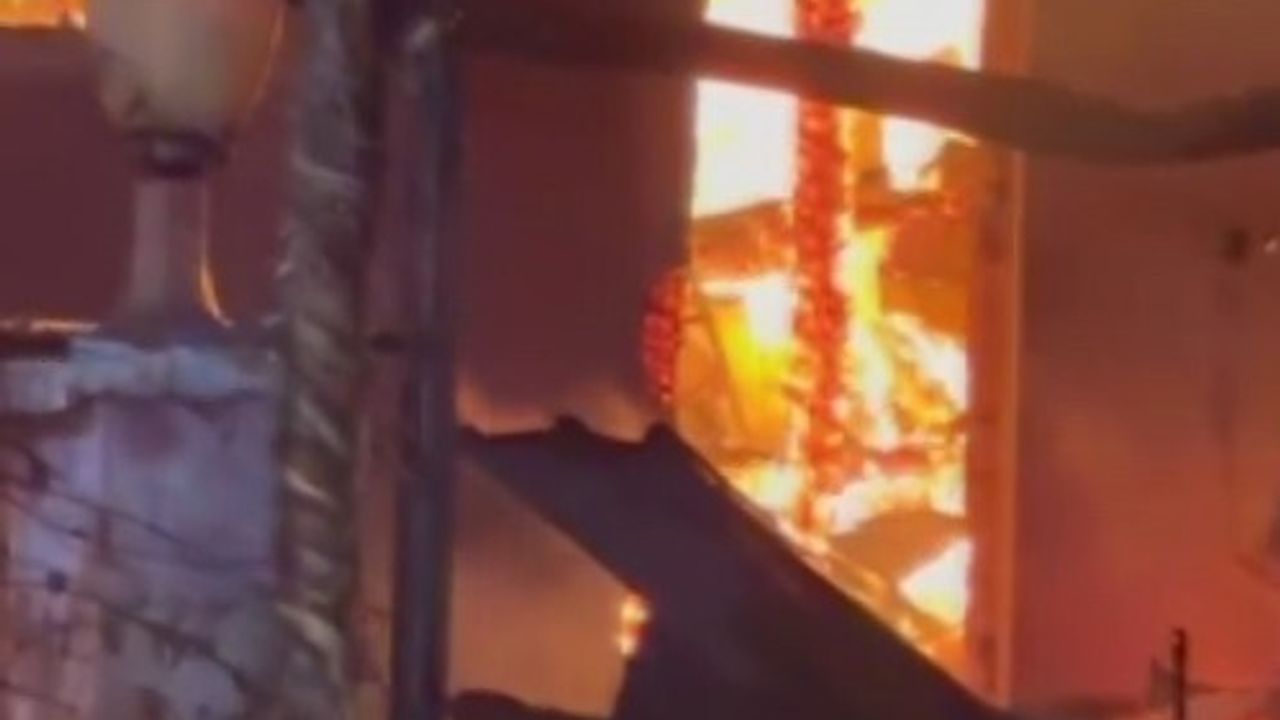 Çankırı Ilgaz Yukarımeydan'da yangın: İki ev kullanılamaz hale geldi