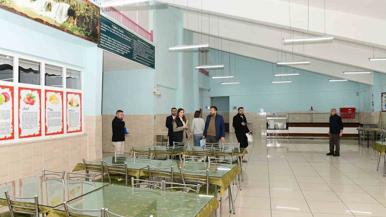 Çatak’ta okul yemekhanelerinde kapsamlı denetim