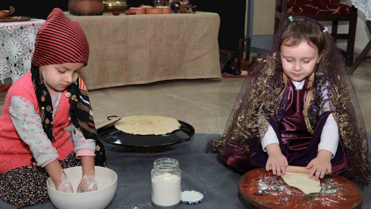 ÇEM'de Yerli Malı Haftası neşeli ve öğretici kutlandı