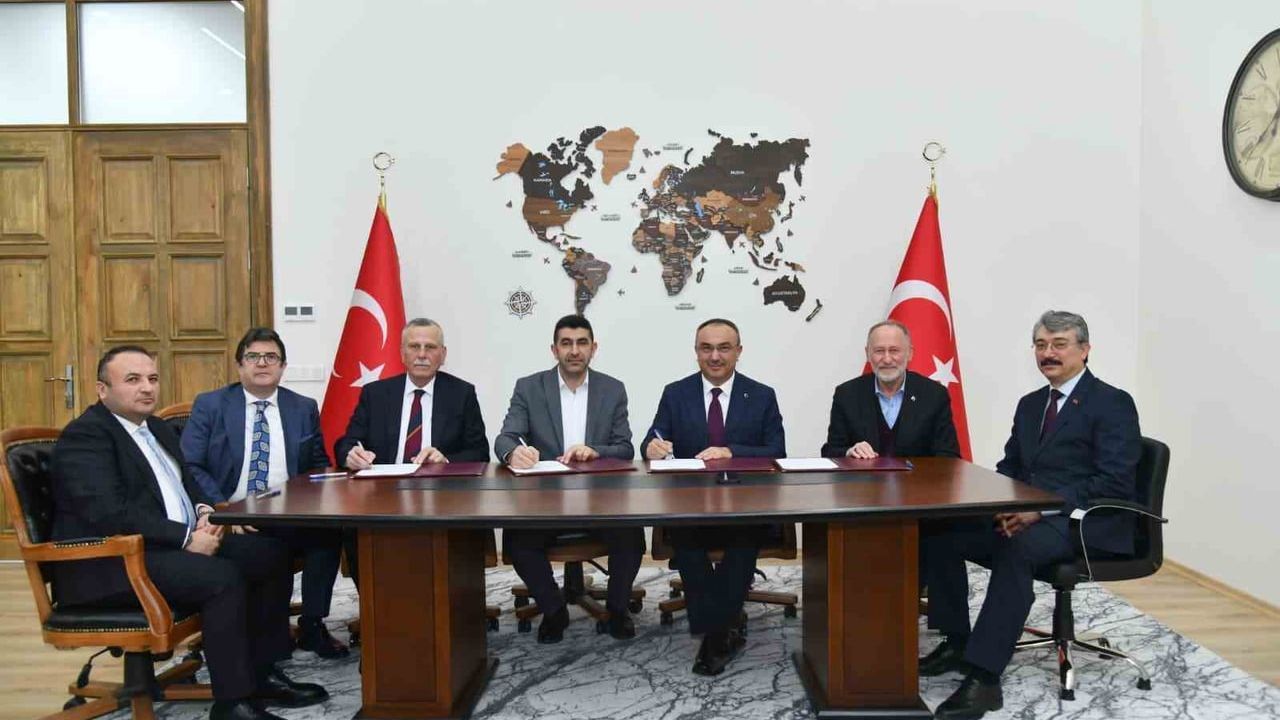 Çerkezköy'de hayırseverlerin sağlık ve eğitim yatırımlarına desteği