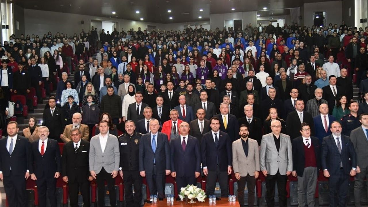 Çerkezköy'de TEKNOFEST 2025 Finalistlerine Ödül Töreni