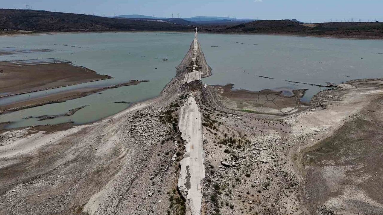 Çeşme'deki Rekor Yağış Kutlu Aktaş Barajı'nı Doldurmadı