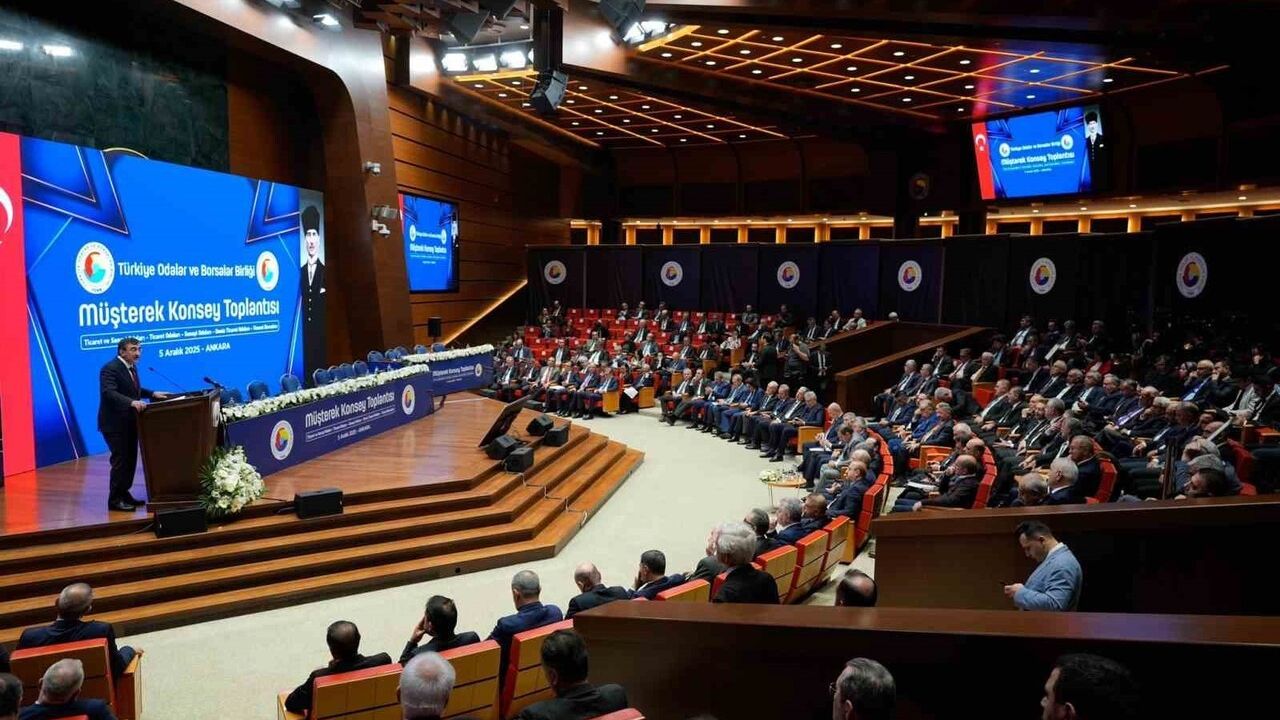 Cevdet Yılmaz: Türkiye pandemi sonrası dünya ekonomisinden iki kat fazla büyüdü