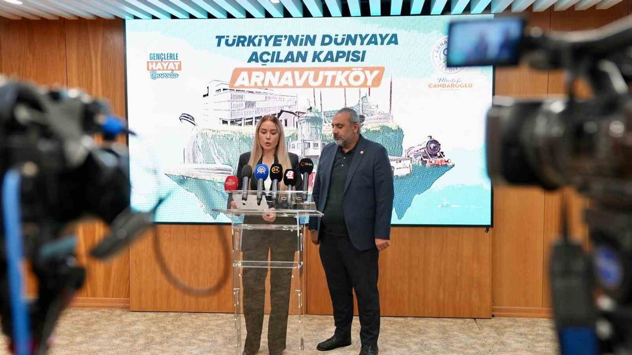 CHP Arnavutköy’de istifa depremi: 2 meclis üyesi AK Parti’ye geçti