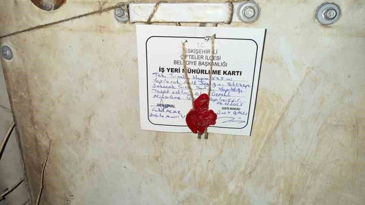 Çifteler’de 215 kilogram kaçak at eti ele geçirildi, işletme mühürlendi