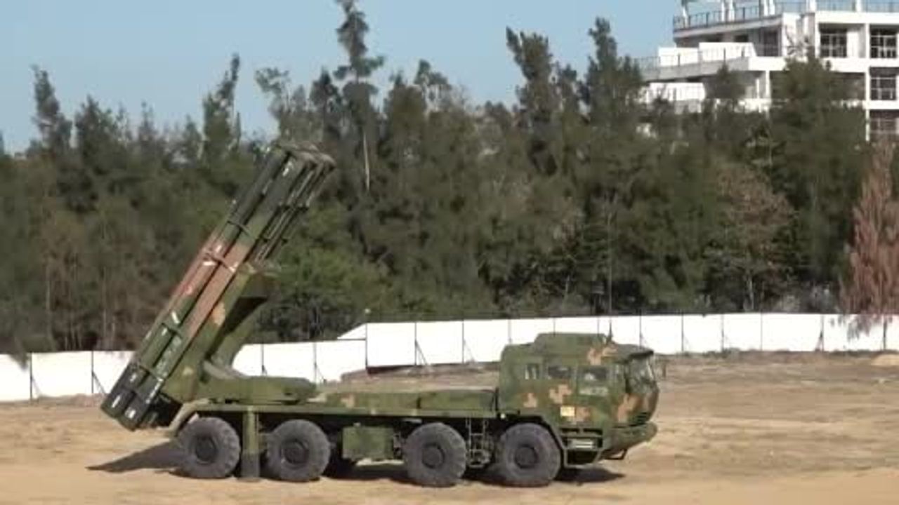 Çin 'Adalet Misyonu 2025' tatbikatında Tayvan çevresine roket fırlattı