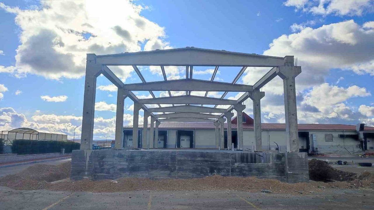 Çorum'da mezbaha atıklarından 'Hulk Mama' üretilecek tesis hızla ilerliyor