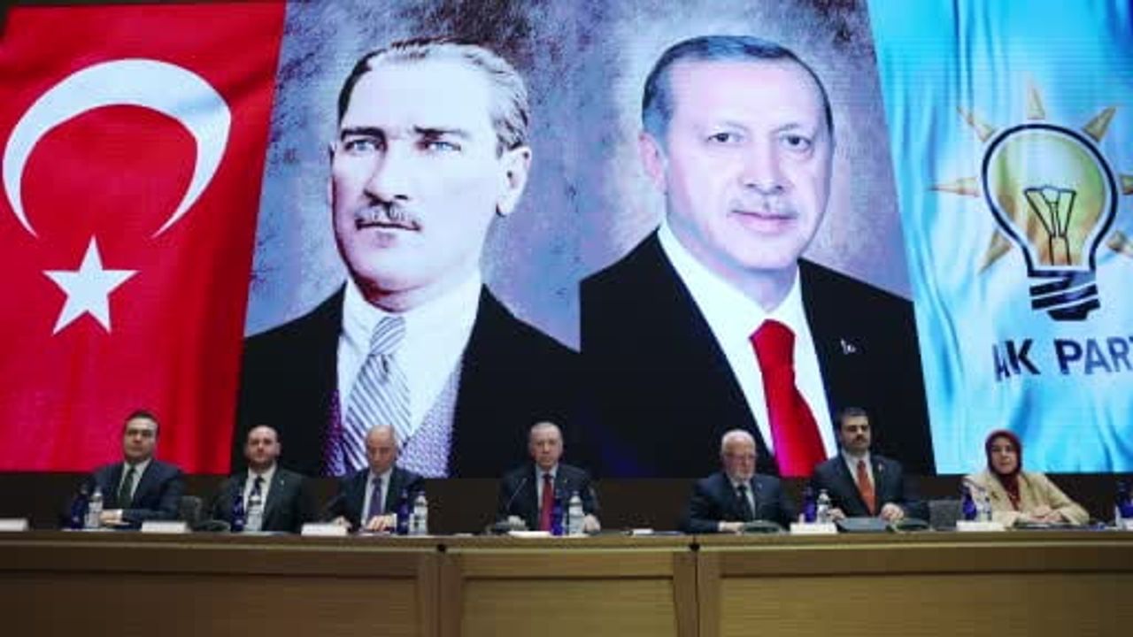 Cumhurbaşkanı Erdoğan MKYK Toplantısına Başkanlık Etti