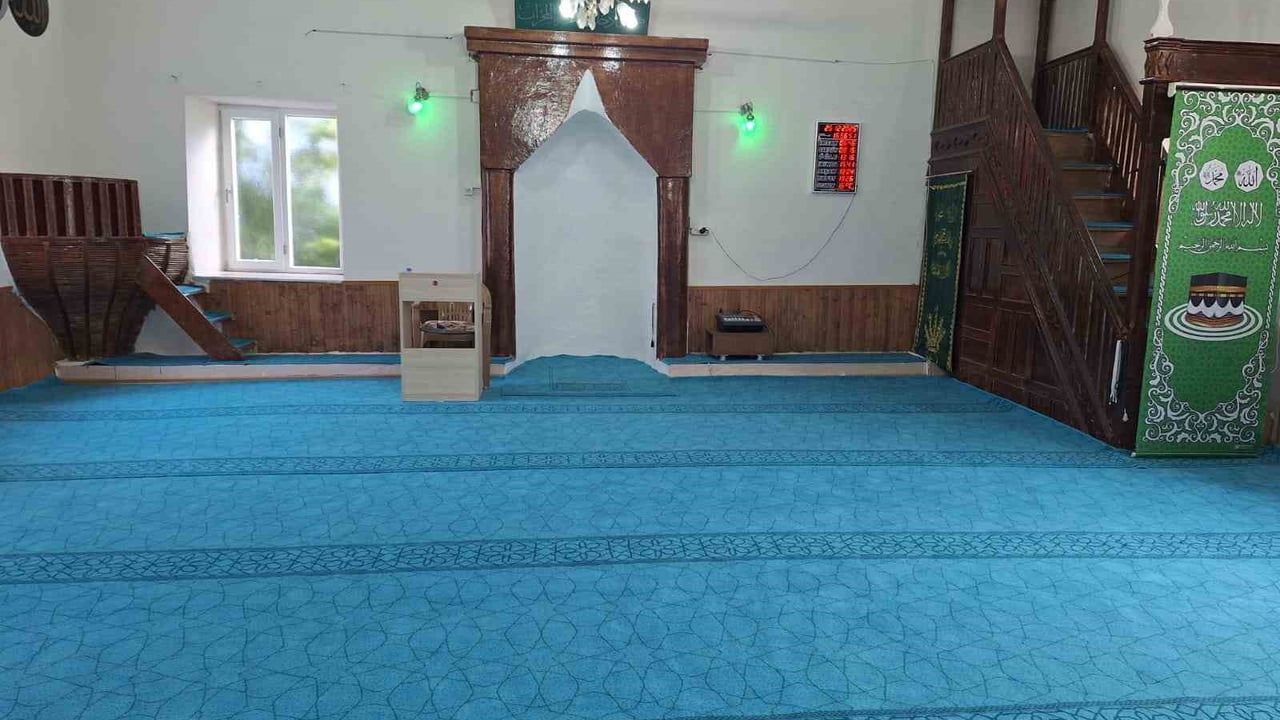 Dampınar Camii’ndeki tadilat çalışmaları tamamlandı