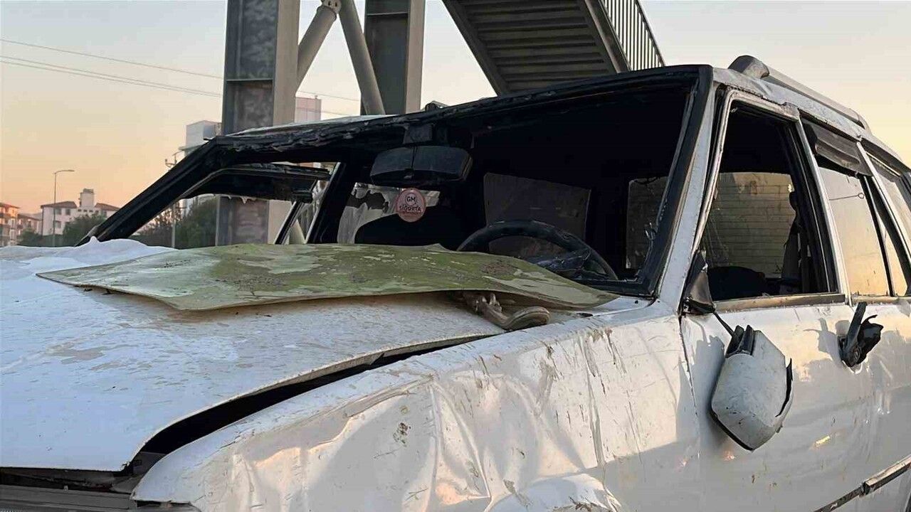 Defne'de Tofaş Takla Attı, Sürücü Yaralandı