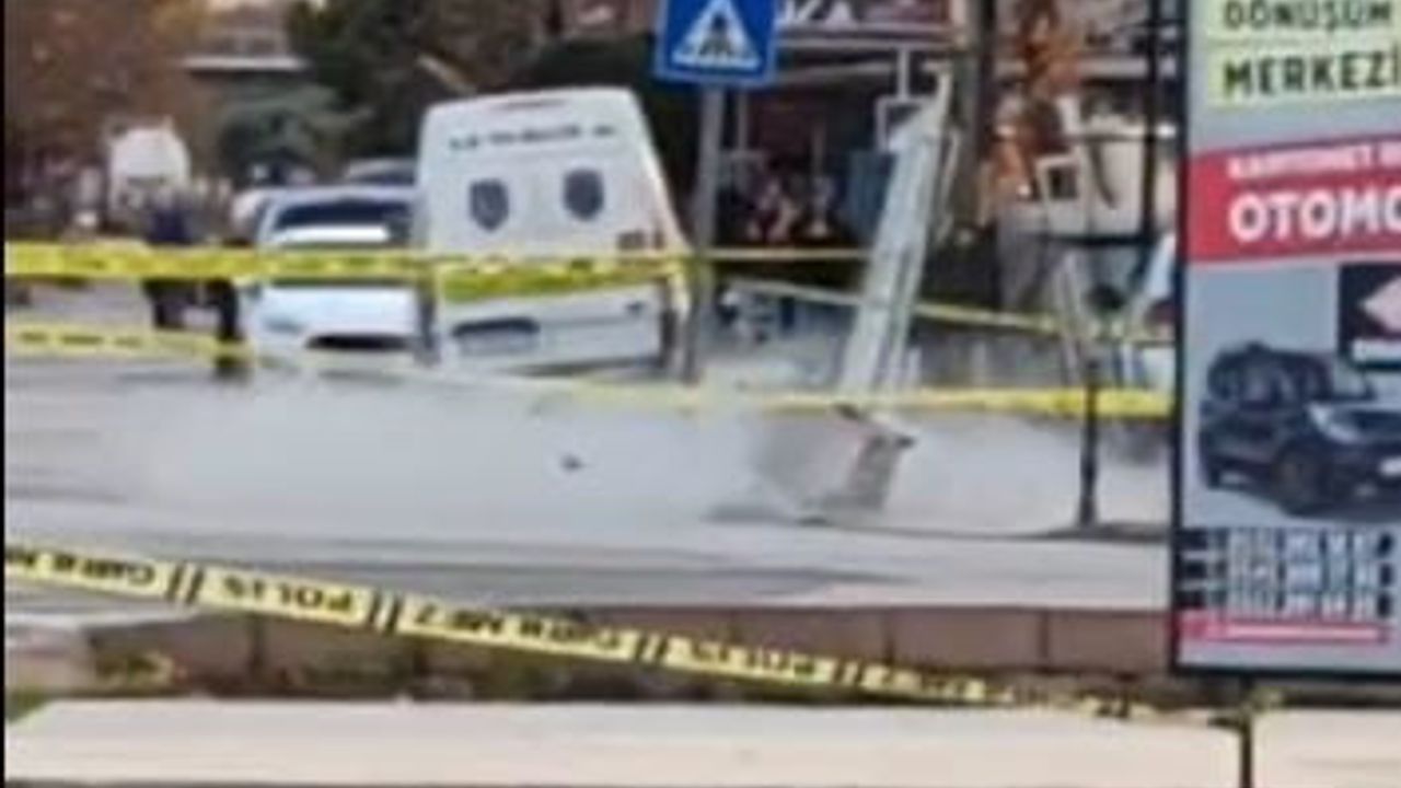 Denizli'de sahipsiz valiz fünyeyle patlatıldı