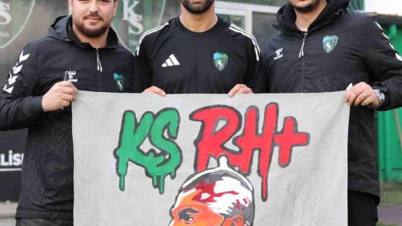 Derbi sonrası Kocaelispor taraftarlarının Serdar Dursun tepkisi