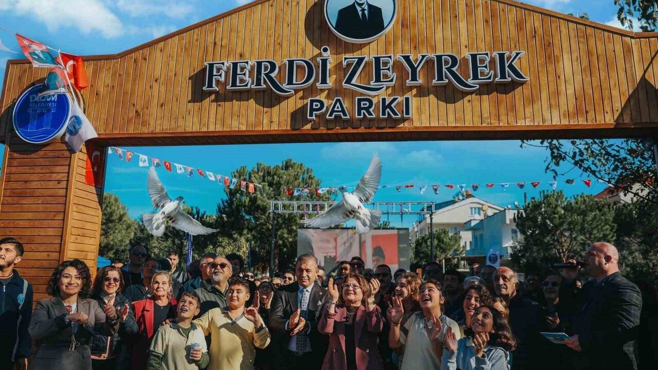 Didim'de Ferdi Zeyrek Parkı açıldı