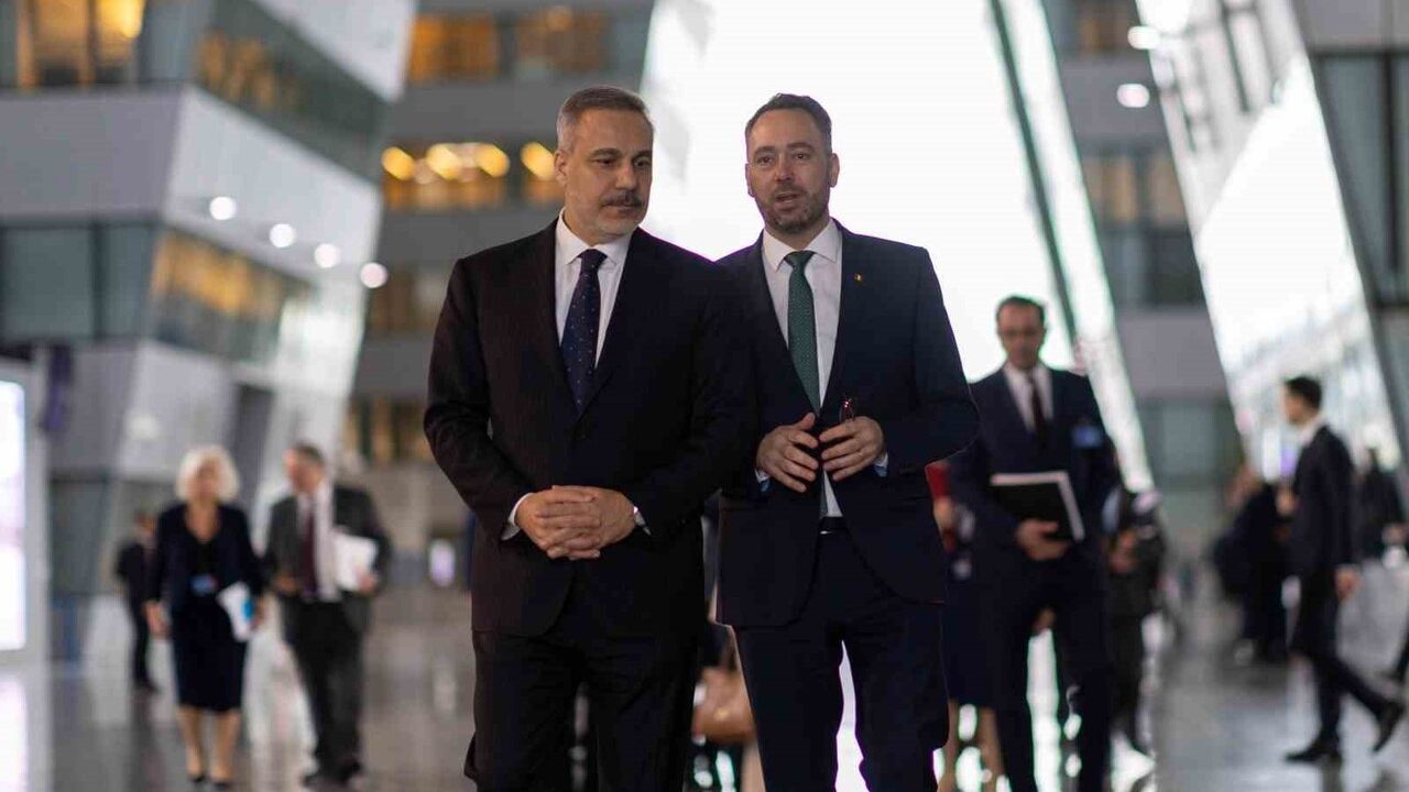 Dışişleri Bakanı Fidan, Belçika Dışişleri Bakanı Prevot ile Brüksel'de görüştü