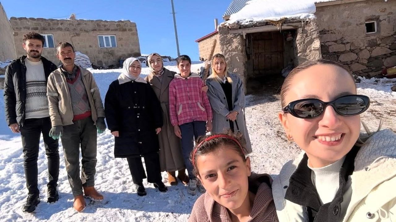 Diyadin Mutlu Ortaokulu’nda veli ziyaretleriyle okul-aile iş birliği güçleniyor