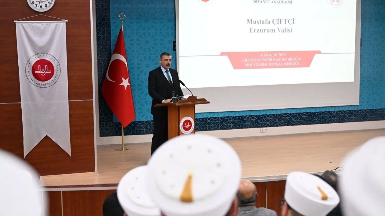 Diyanet Akademisi'nde 3. Dönem Mezuniyet Töreni Erzurum'da Yapıldı