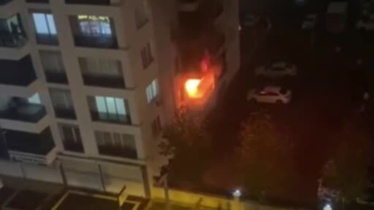Diyarbakır'da evini ateşe veren kişi ayrıldı; 3 kişi dumandan etkilendi