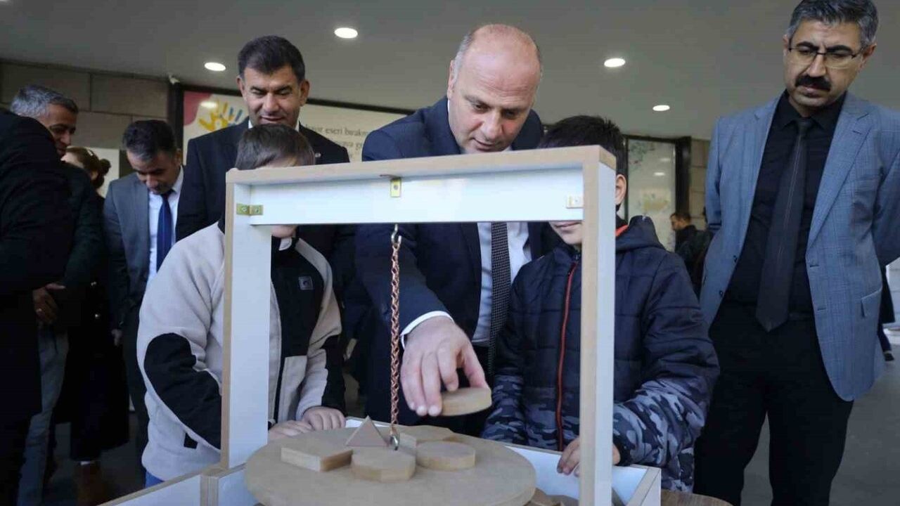 Diyarbakır’da 'Farklıyız, Harikayız, Engel Tanımayız' etkinliği gerçekleştirildi