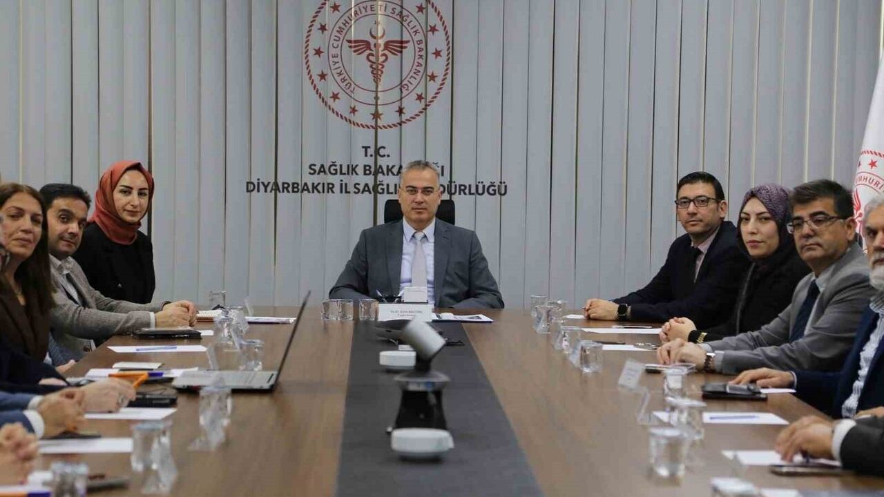 Diyarbakır'da İl Kanser Danışma Kurulu Toplantısı Yapıldı