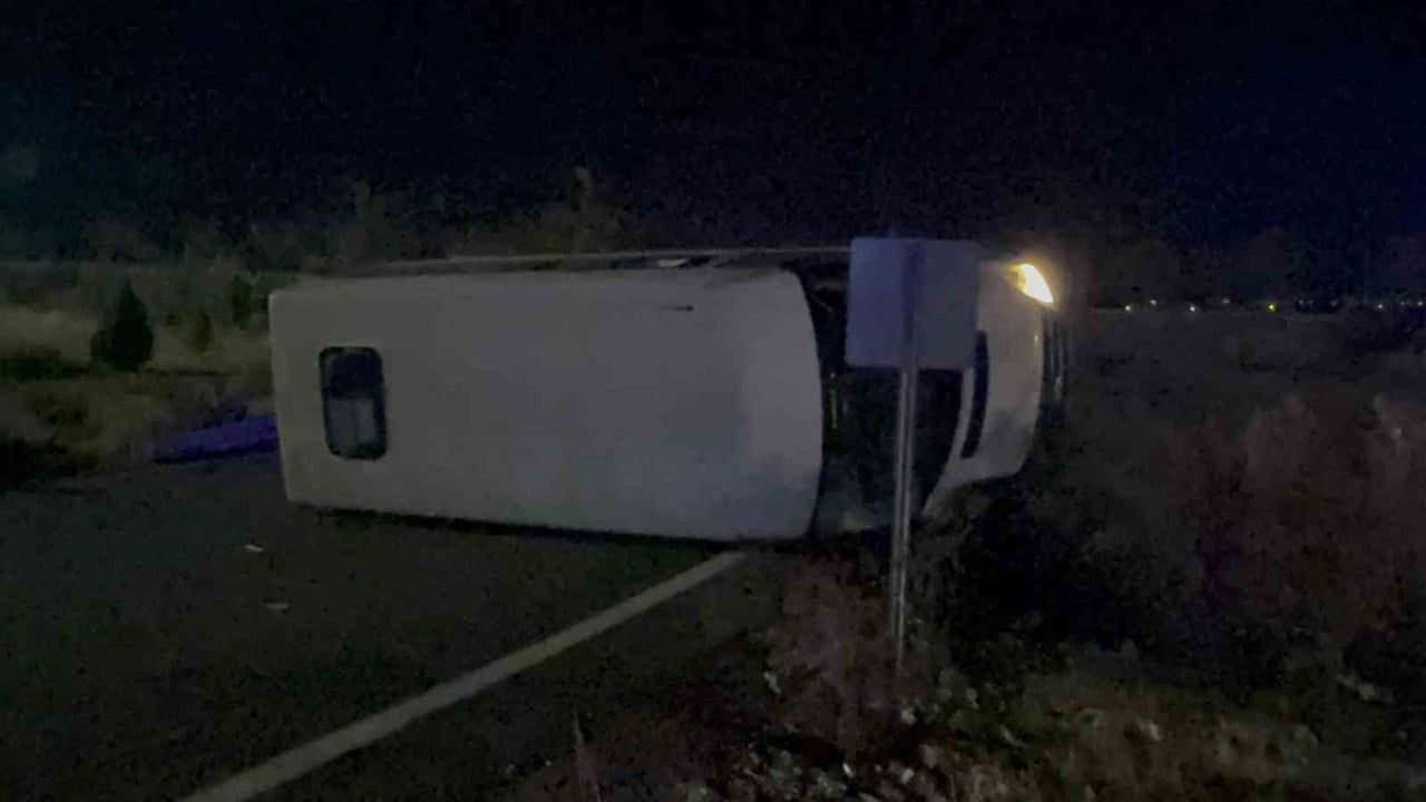 Diyarbakır’da işçi servisi yayaya çarptı: 1 ölü, 4 yaralı