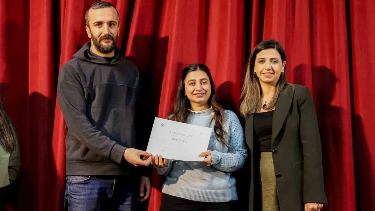 Diyarbakır'da kadınlara yönelik 6 aylık dijital eğitim programı tamamlandı