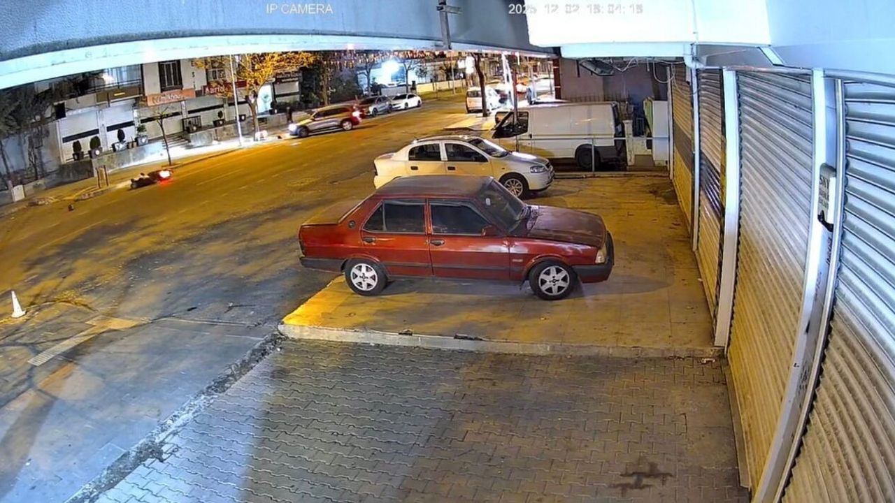 Diyarbakır'da otomobilin çarptığı motokurye yaralandı